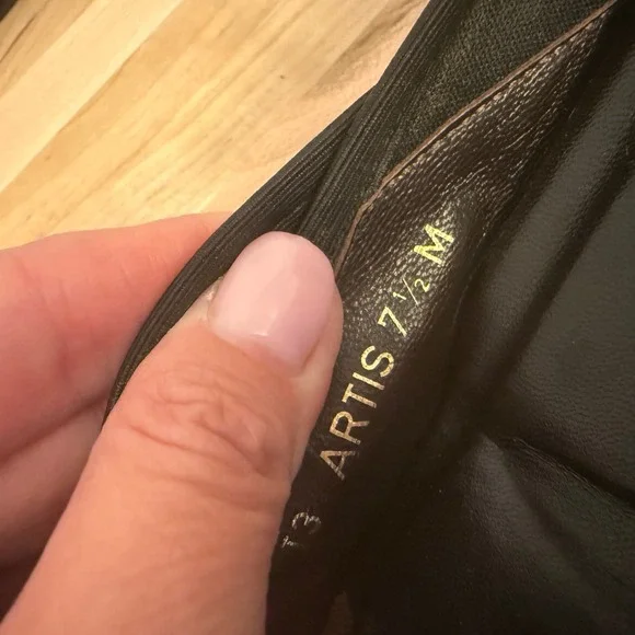 Donald Pliner Artis Black Leather Ballet Flats Square Toe Elastic Comfort 7.5M - Picture 6 of 6